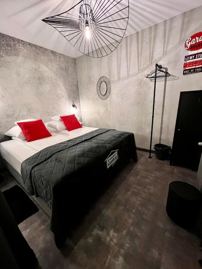 Global Home - Aparthotel - No Contact Check In Мєлєц Екстер'єр фото